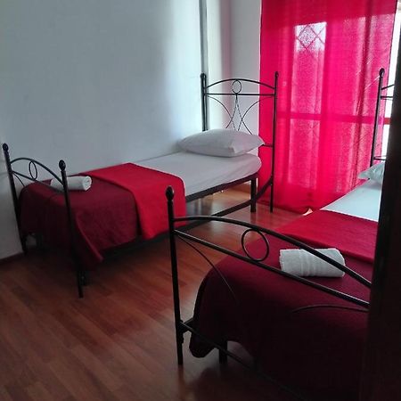 Appartamento Con Due Camere Pressi Eur Roma Eksteriør bilde